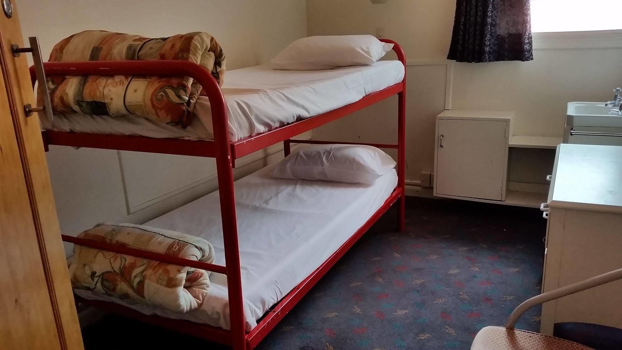 Whakatane Hotel Екстериор снимка